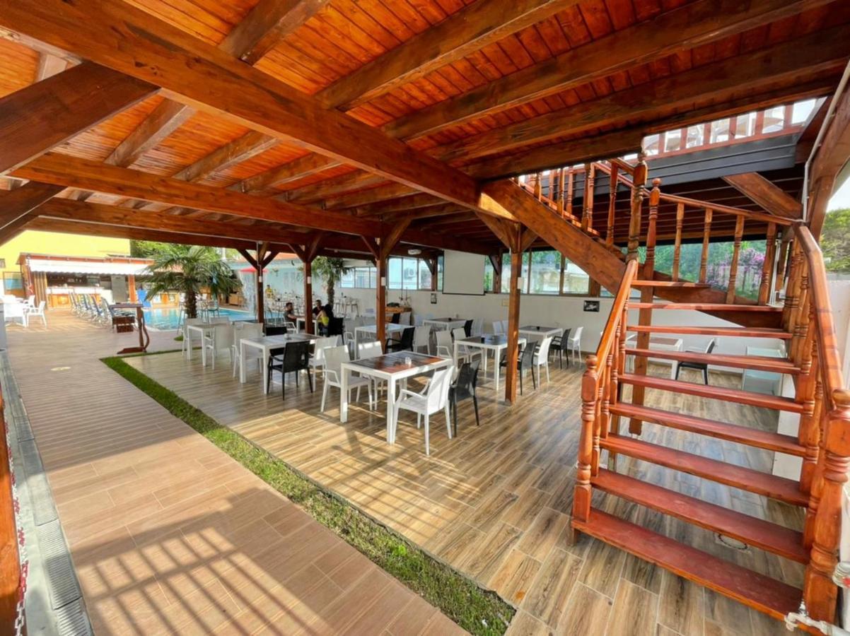 Brian Hotel Velipojë Zewnętrze zdjęcie