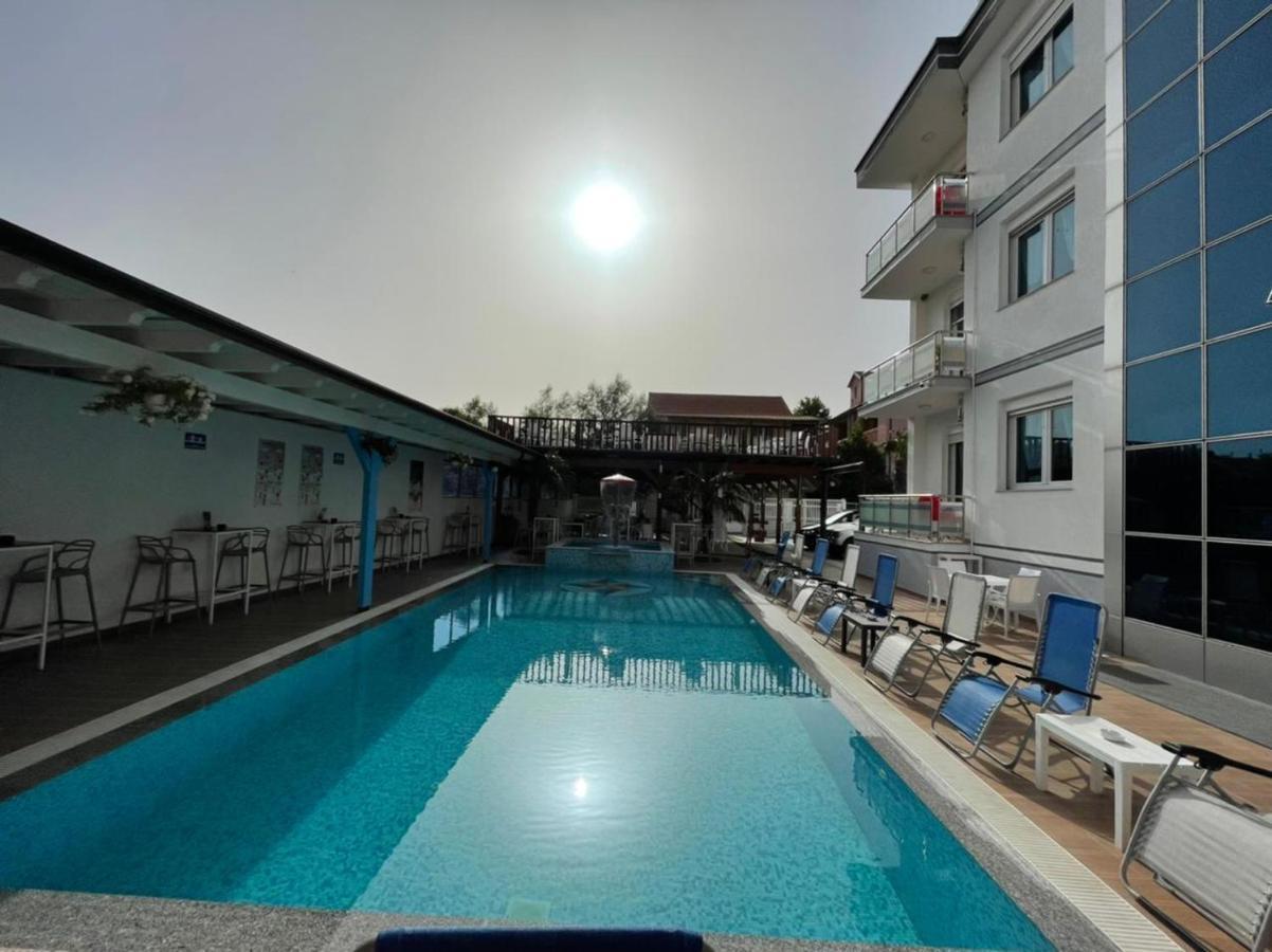 Brian Hotel Velipojë Zewnętrze zdjęcie
