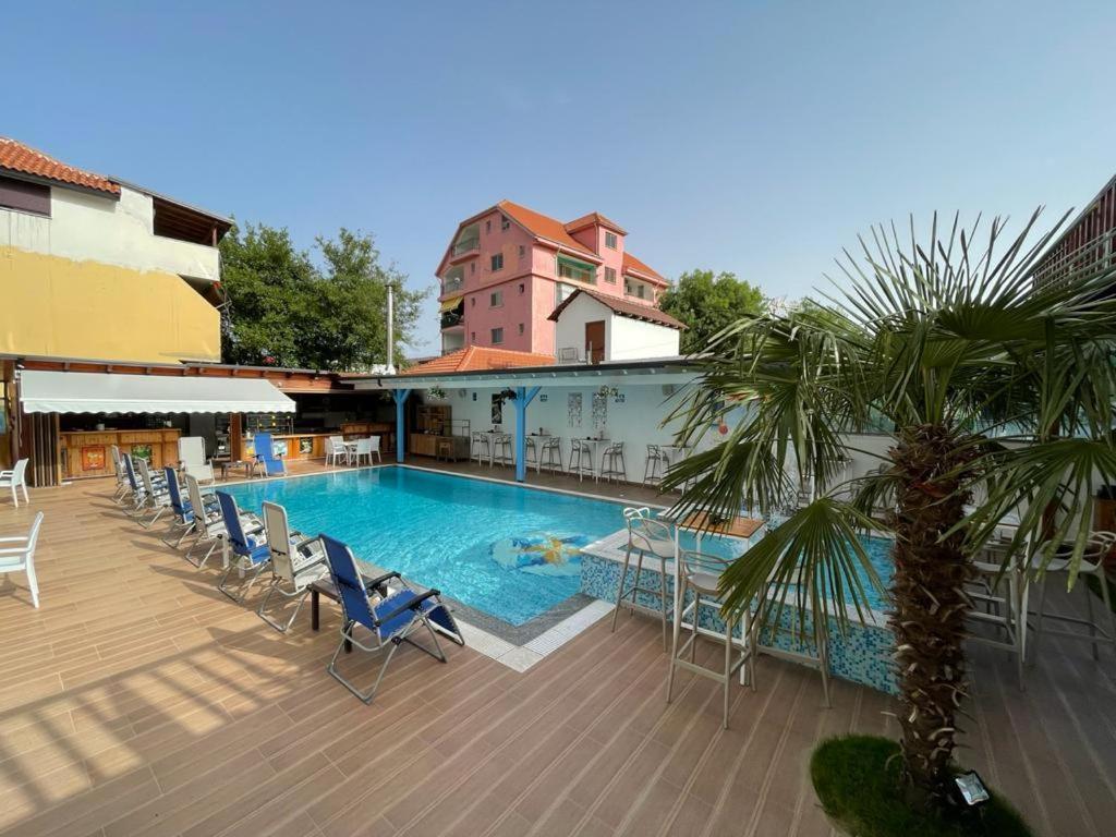 Brian Hotel Velipojë Zewnętrze zdjęcie