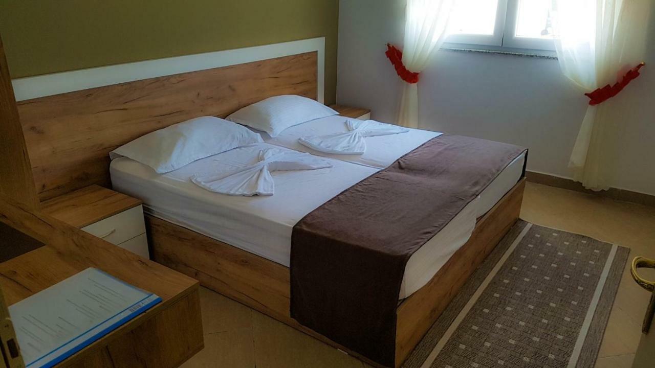 Brian Hotel Velipojë Zewnętrze zdjęcie
