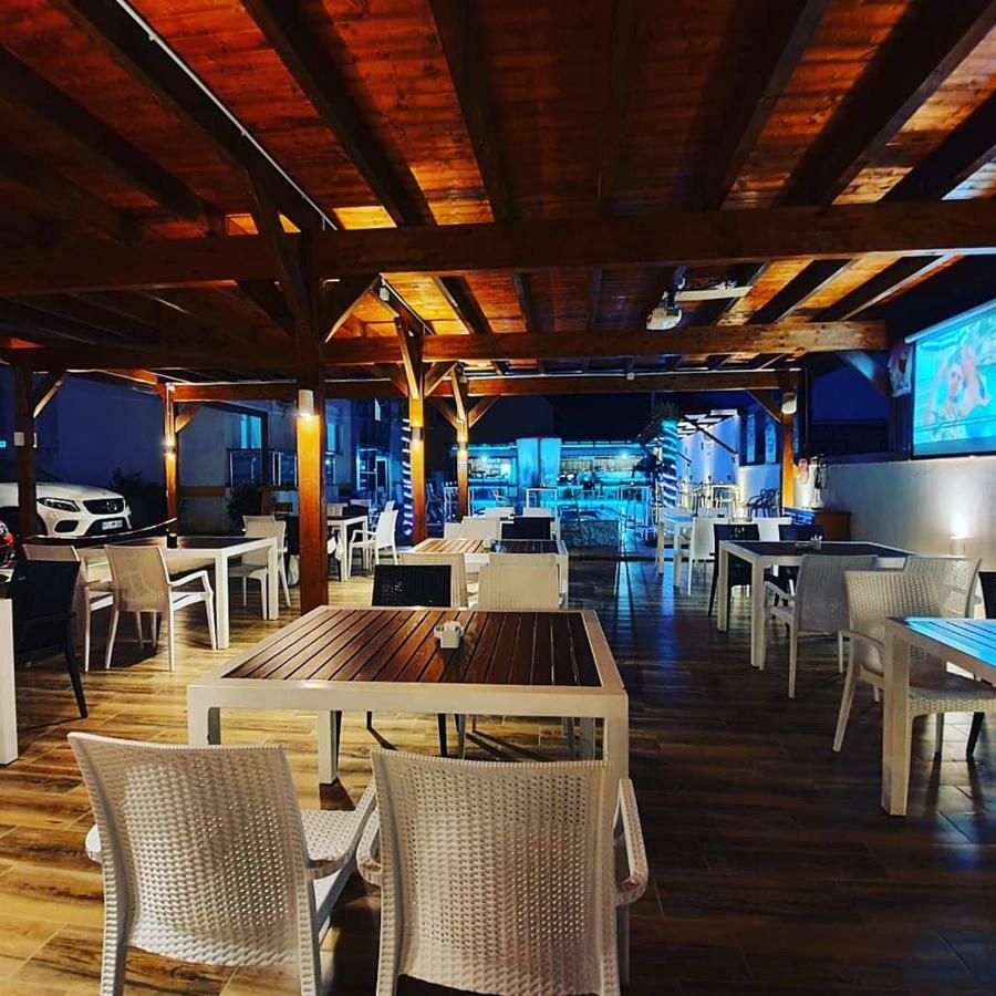 Brian Hotel Velipojë Zewnętrze zdjęcie